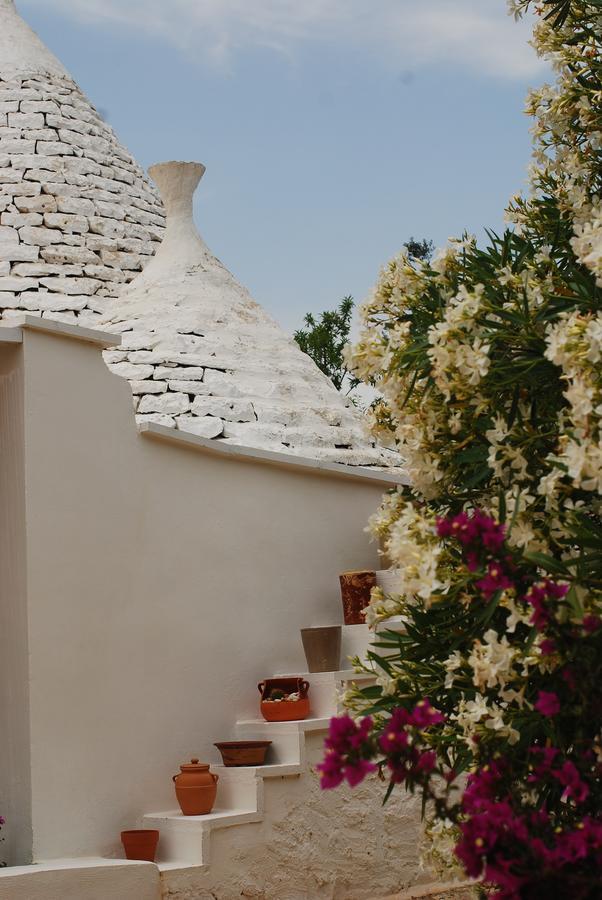 Fikus - The Apulian B&B Ceglie Messapica Exterior foto